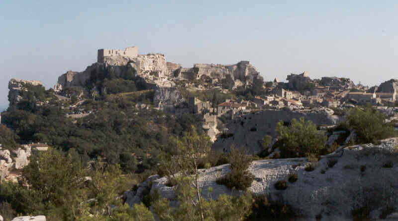 BAUX